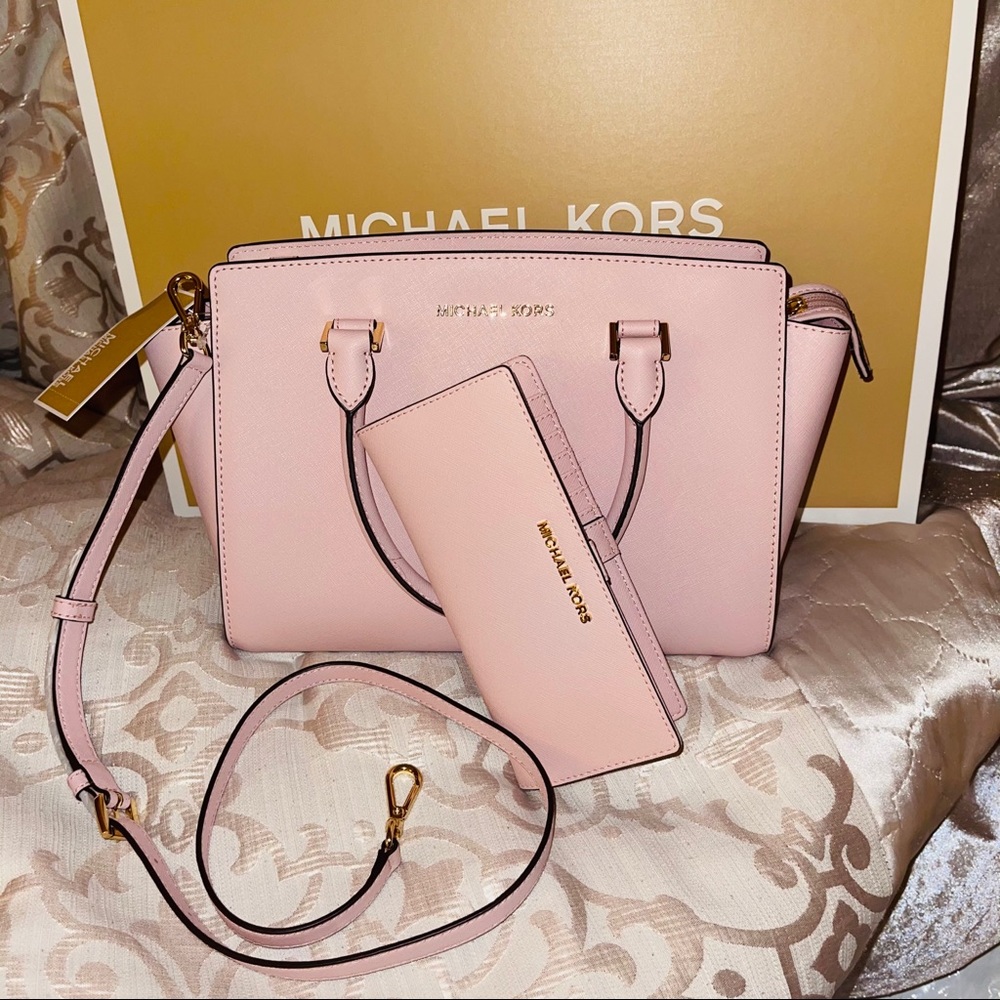 Large purse/crossbody with large matching wallet